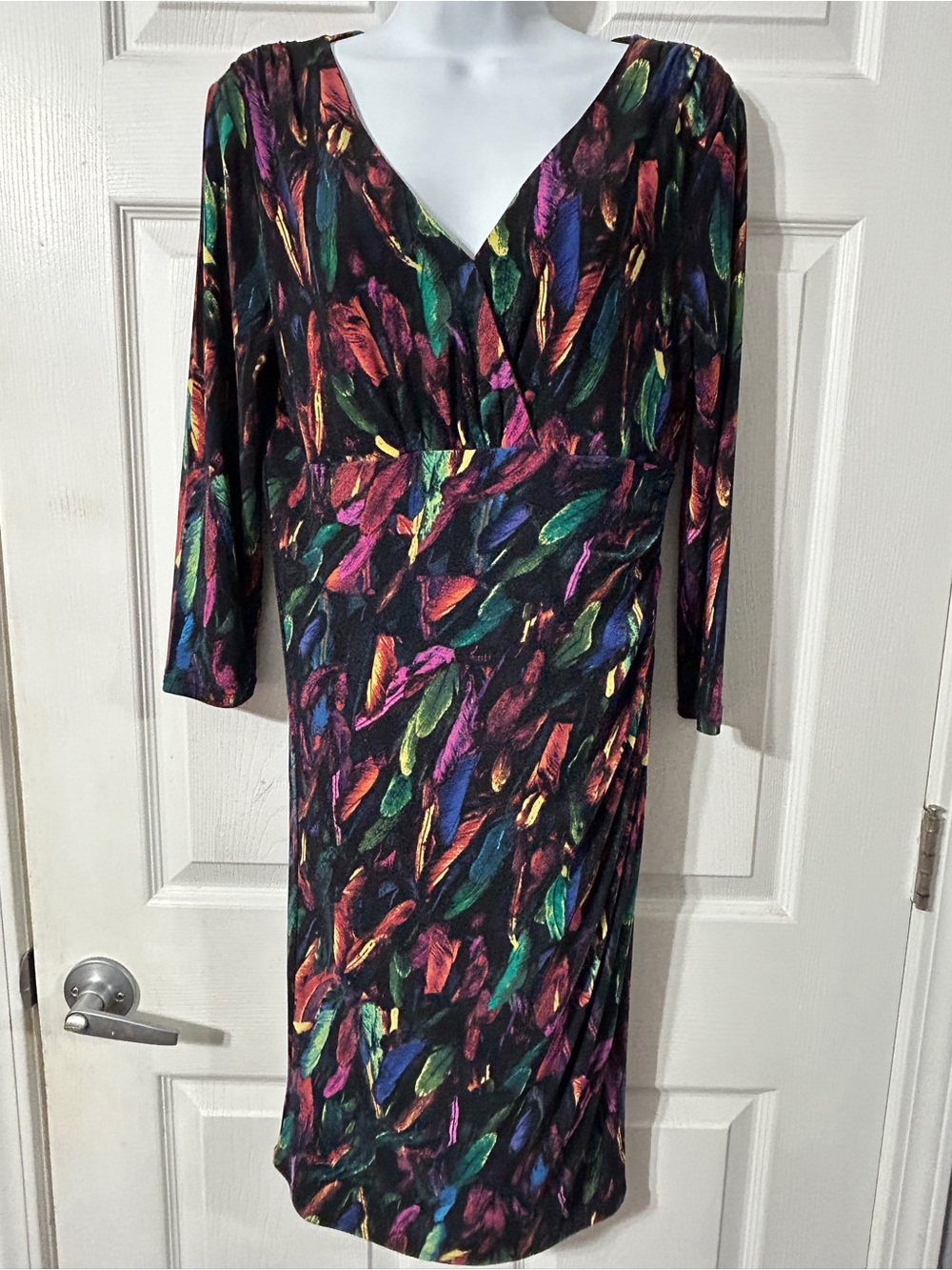 Carmen Marc Valvo Black Multicolor Feather-Print Long Sleeve Dress